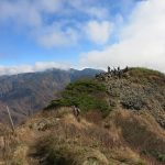 山頂まであと一息、気分は最高だあ〜