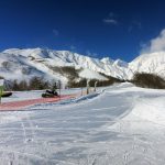 北尾根からの山岳風景：正面奥にはユニークな山、不帰ノ嶮（かえらずのけん）の威容さが際立ちます。