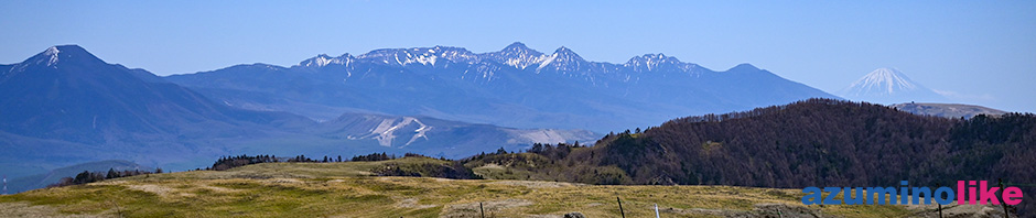 2020/5/28【ビーナスラインからの遠景】ビーナスラインで美ヶ原から霧ヶ峰、白樺湖までドライブ。左から蓼科山をはじめ遠く八ヶ岳、富士山と、山々が映えます。