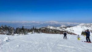 寺子屋からは遠く北アルプスが見えました。